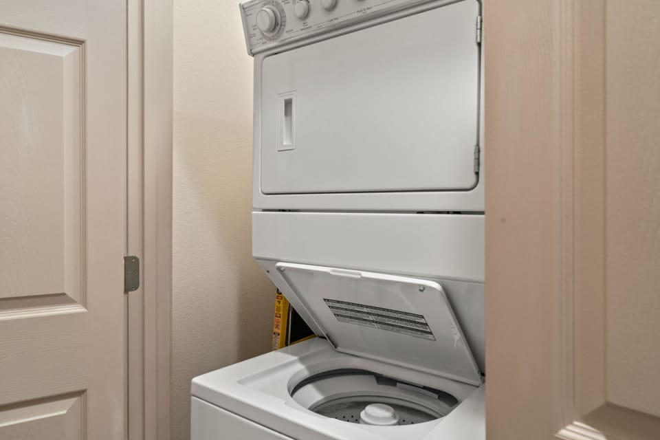 In-Unit Washer and Dryer