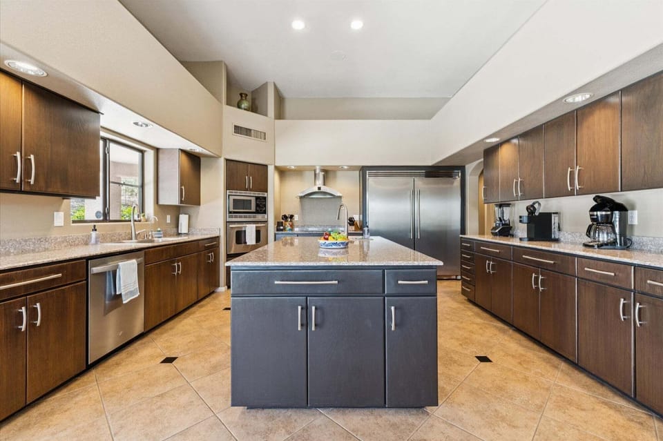 Huge Kitchen