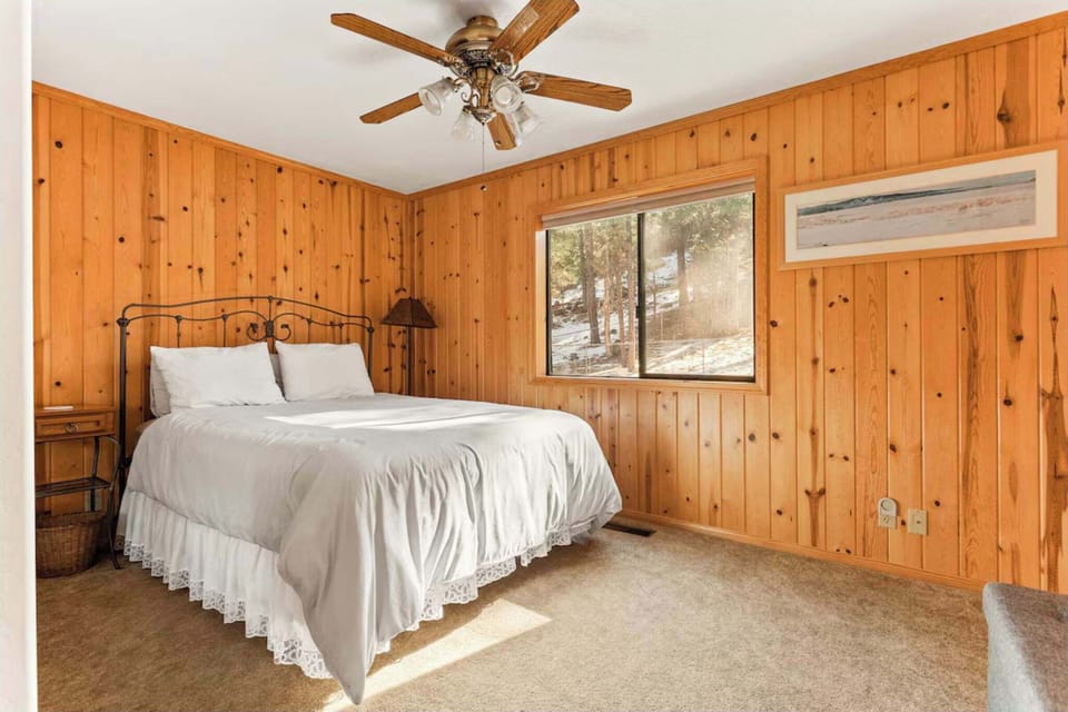 3 bedrooms, individually decorated, individually furnished, free WiFi