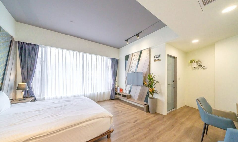 Honeymoon Double Room | Premium bedding, down comforters, laptop workspace, soundproofing