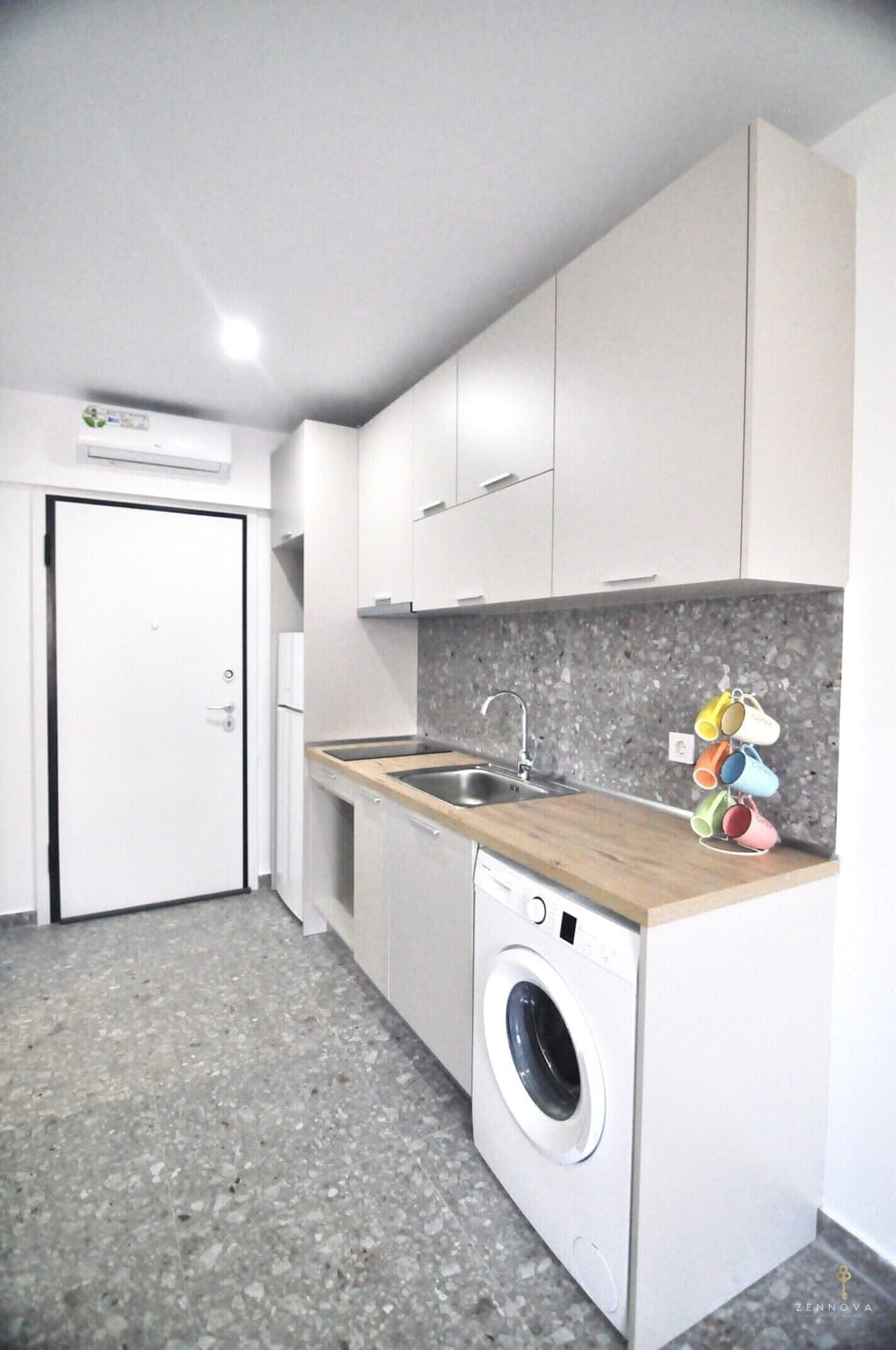 Full-size fridge, electric kettle, toaster oven