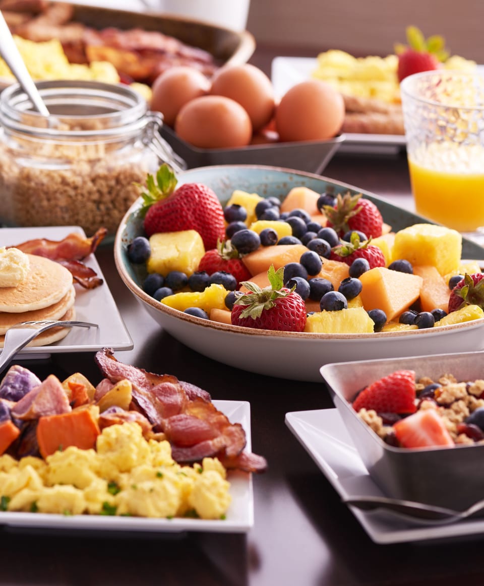 Daily buffet breakfast for a fee