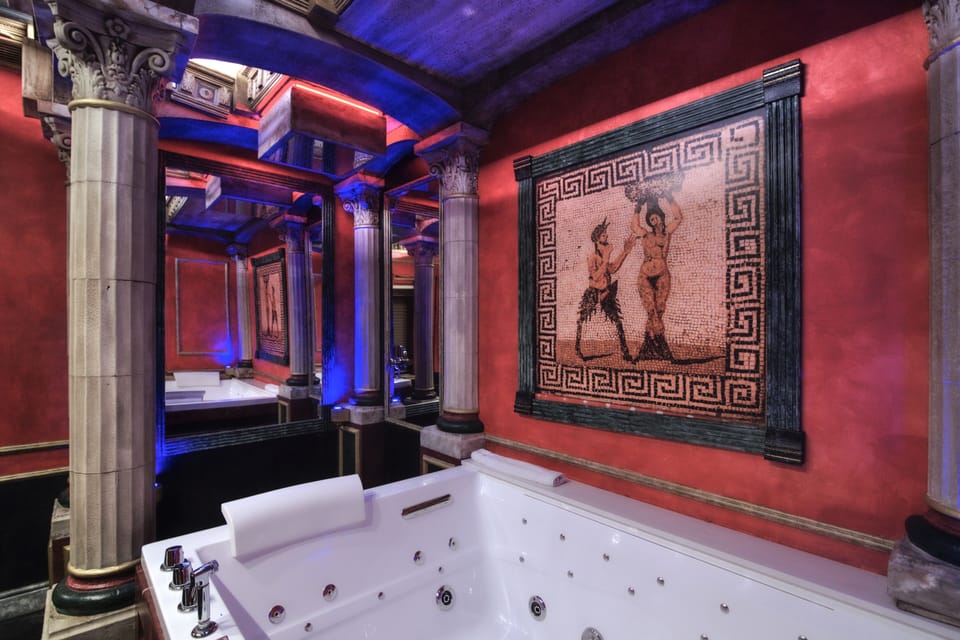 Honeymoon Double or Twin Room | Minibar, free WiFi, bed sheets