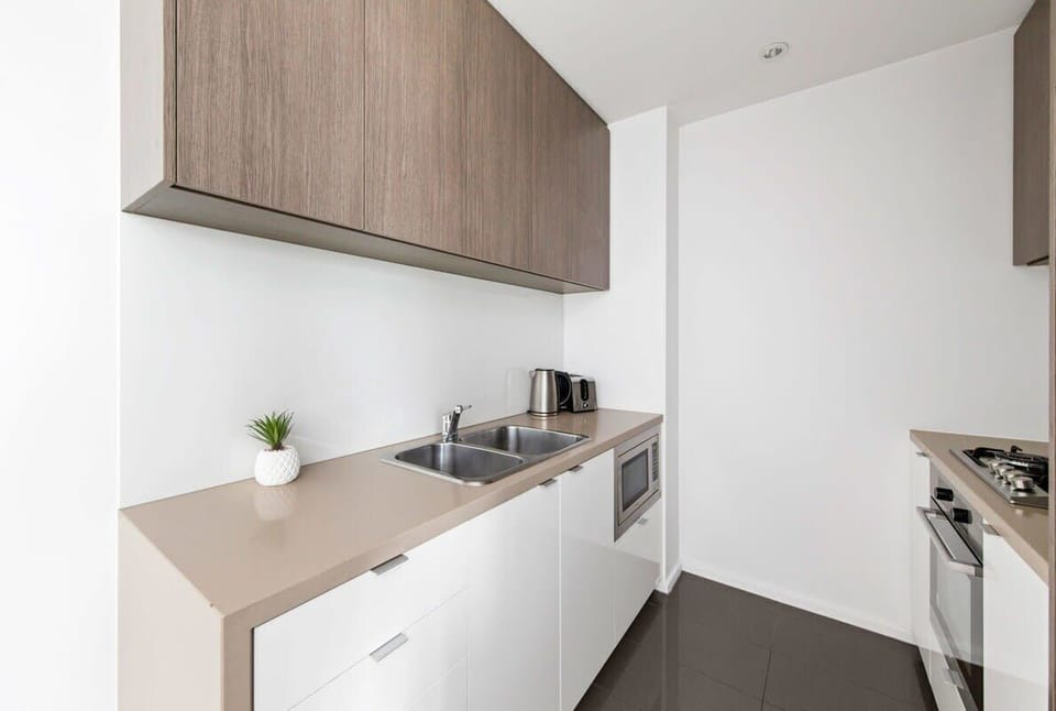 An equipped kitchen.