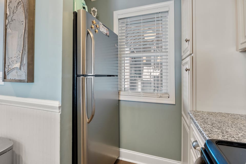 PC913: Captain's Quarters | Kitchen