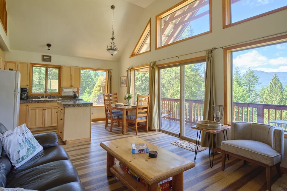 Enjoy open, spacious, and inviting living area!