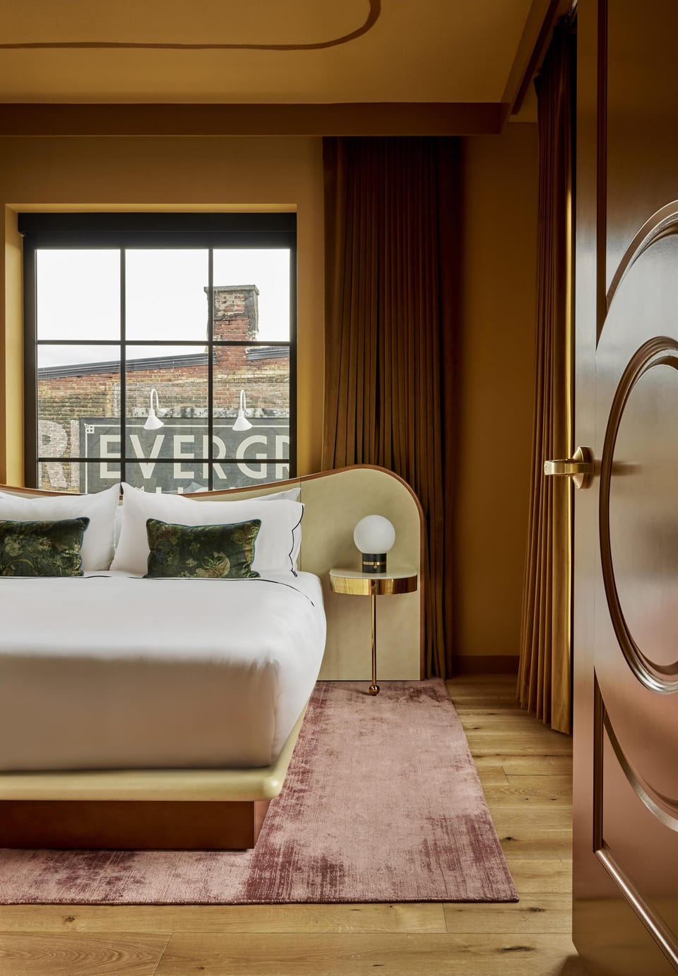 Hypo-allergenic bedding, in-room safe, desk, laptop workspace