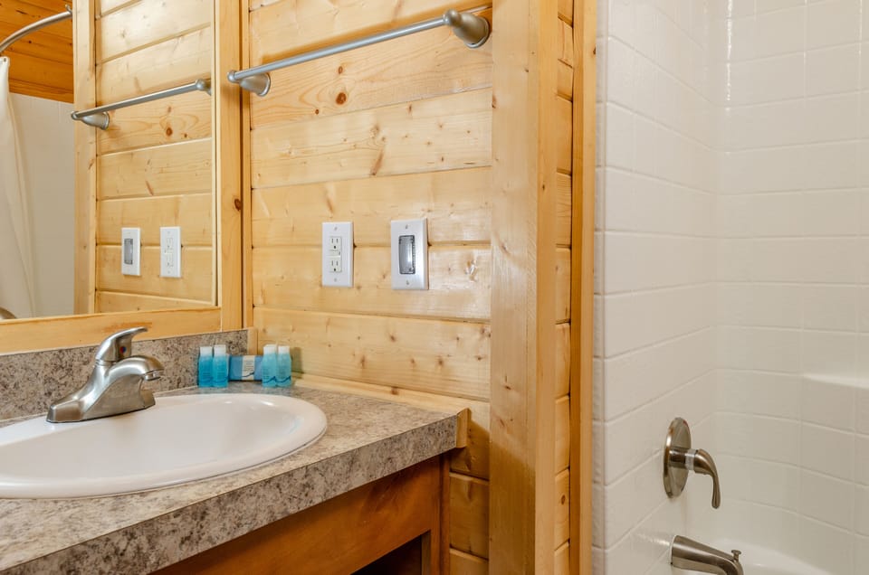 San Benito RV & Camping Resort Cabin in Sierra Nevada