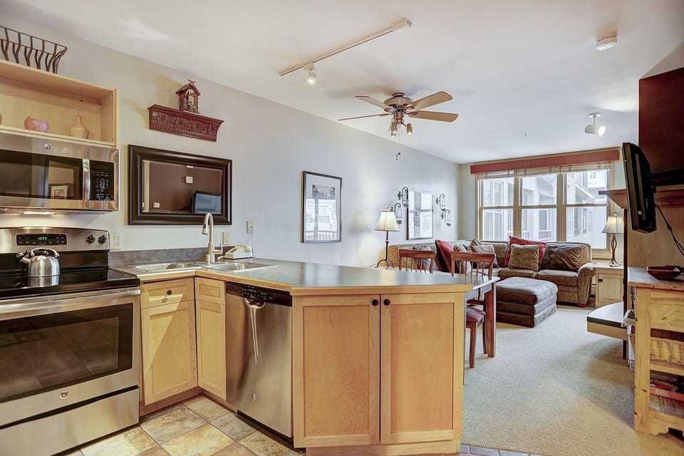 Indoors, Living Room, Furniture, Ceiling Fan, Kitchen