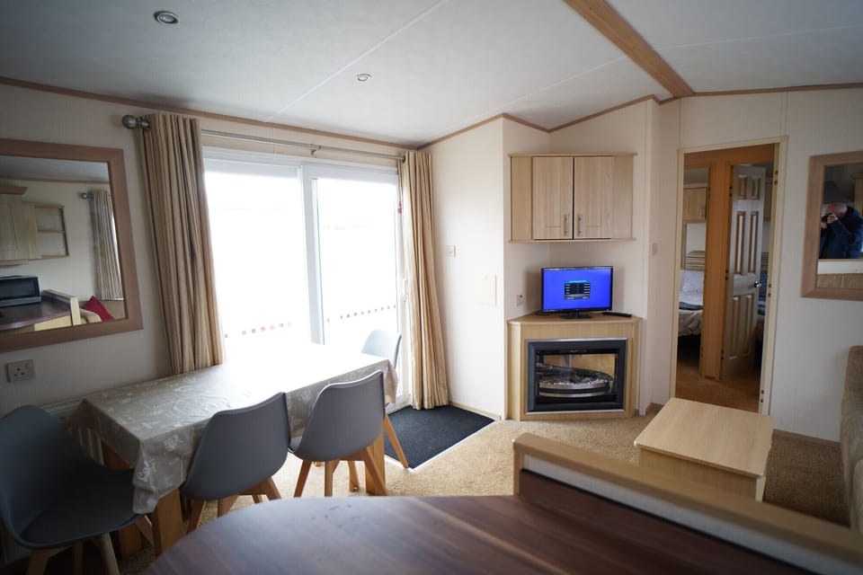 Chalet | Dining