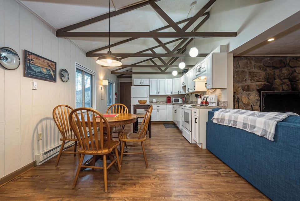 Studio (2 Bedrooms) | Property amenity