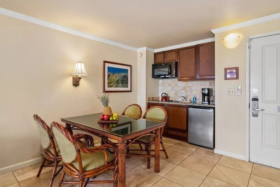 Islander on the Beach, Unit#308 - kitchen with a dining table