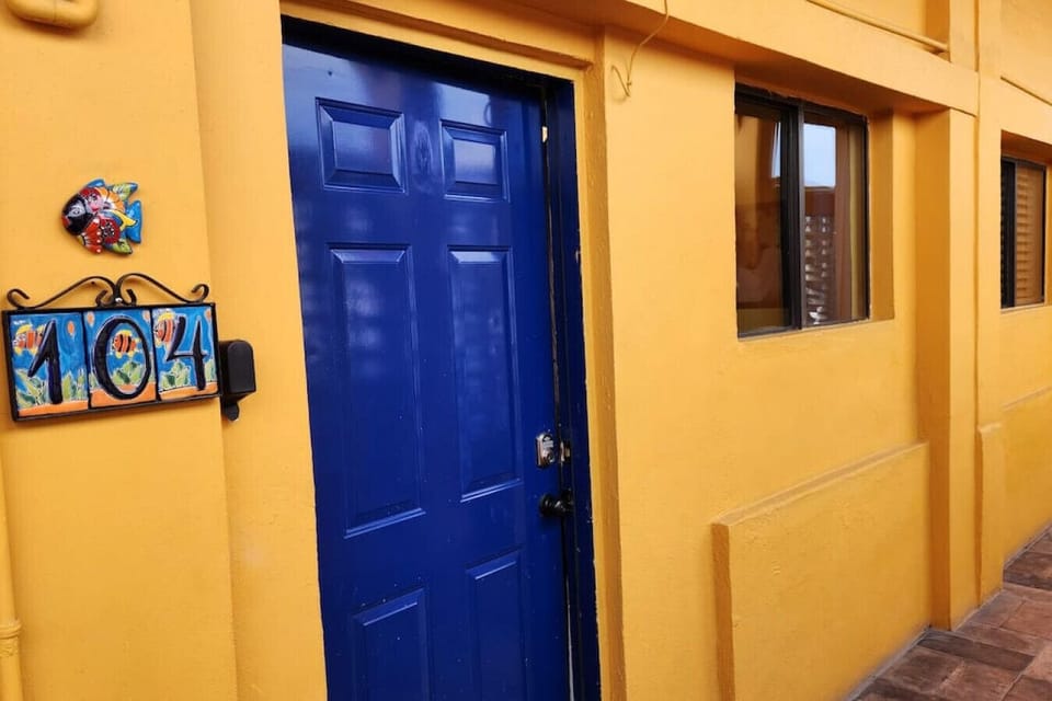 Private Entrance