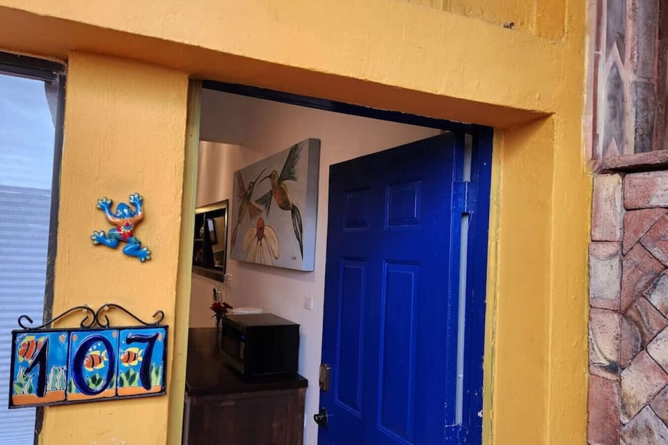 Private Entrance