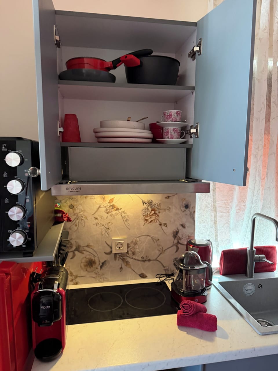 Luxury Double Room | In-room dining