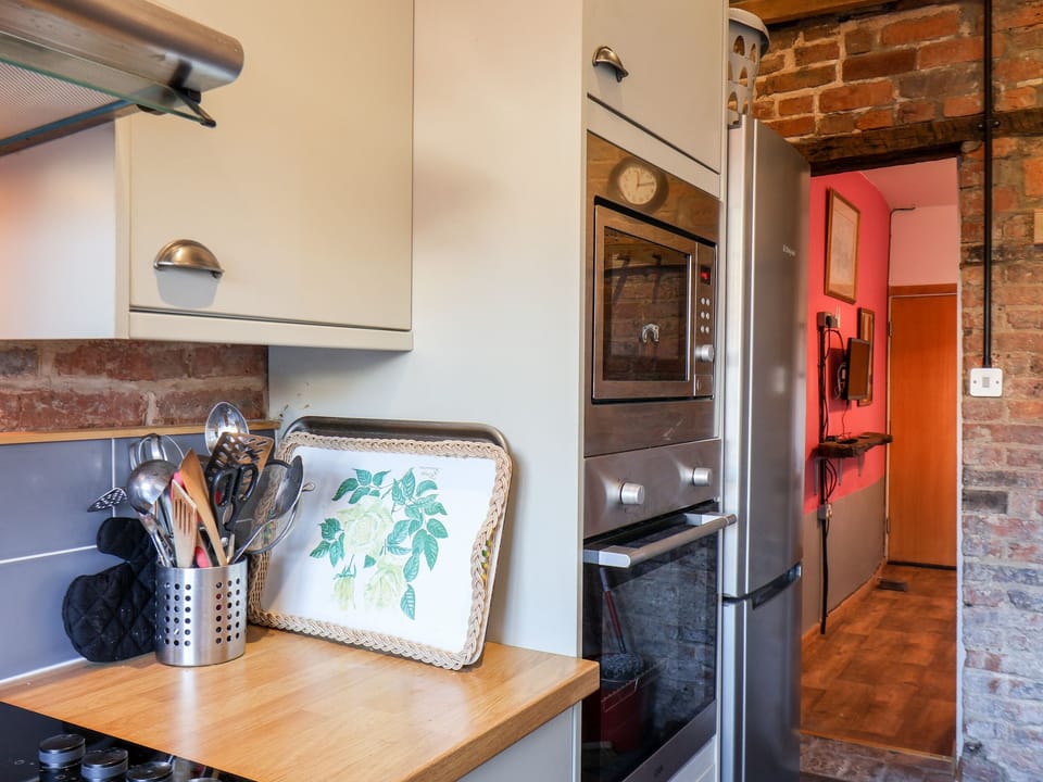 Fridge, dishwasher, electric kettle, toaster