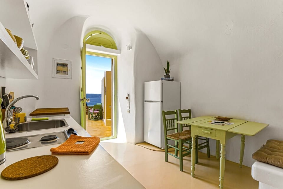 Family Studio (Gravitate) | Terrace/patio