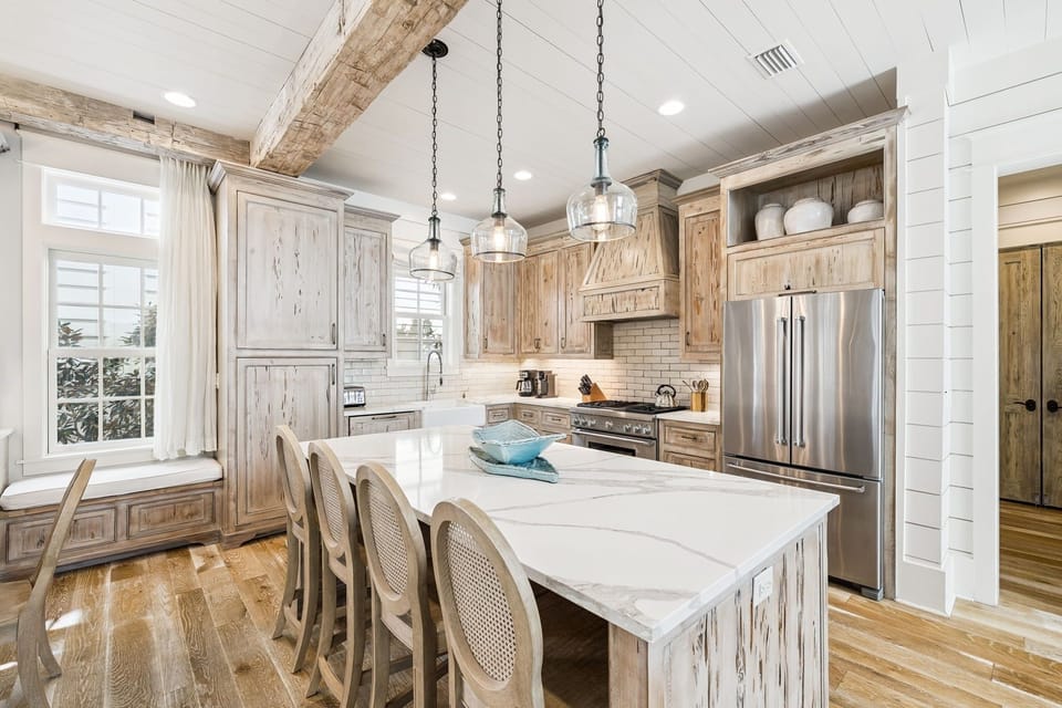 House, 5 Bedrooms | Private kitchen | Fridge, oven, coffee/tea maker, toaster