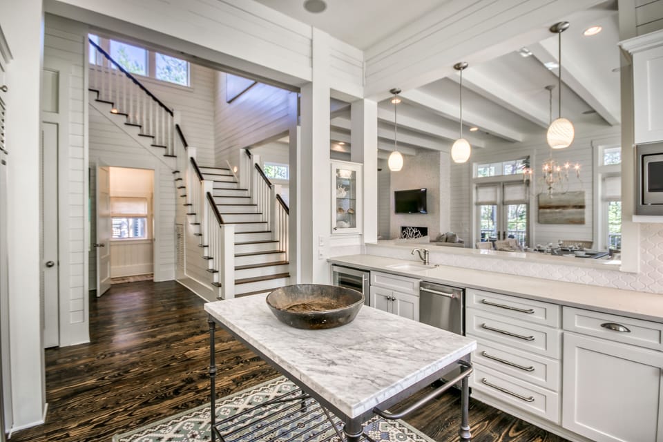 House, 4 Bedrooms | Private kitchen | Fridge, coffee/tea maker, toaster