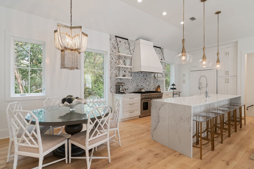 House, 6 Bedrooms | Dining