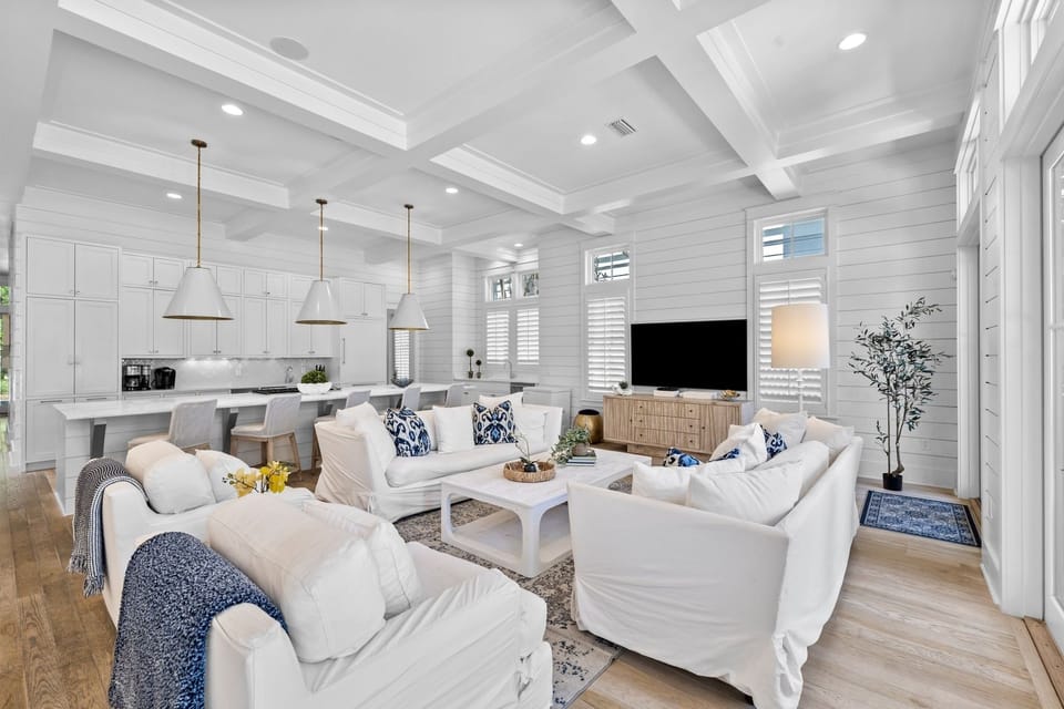 House, Multiple Bedrooms | Living area