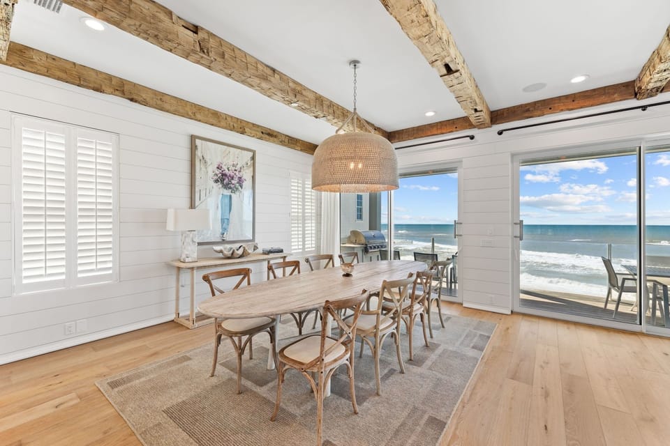 House, 6 Bedrooms | Dining