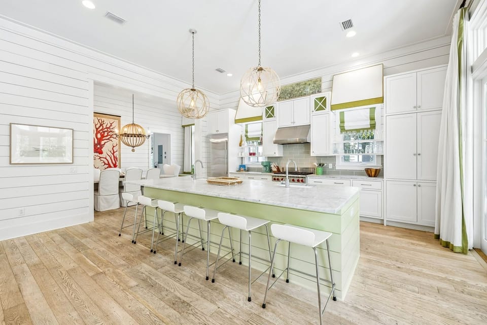 House, 4 Bedrooms | Private kitchen | Coffee/tea maker, fridge, oven, toaster
