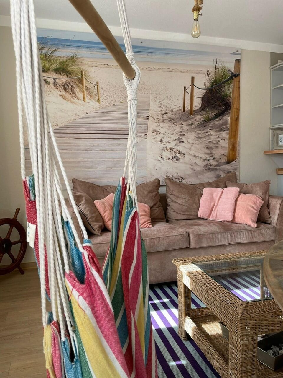 Family Suite | Living area | 42-inch LED TV with satellite channels, TV