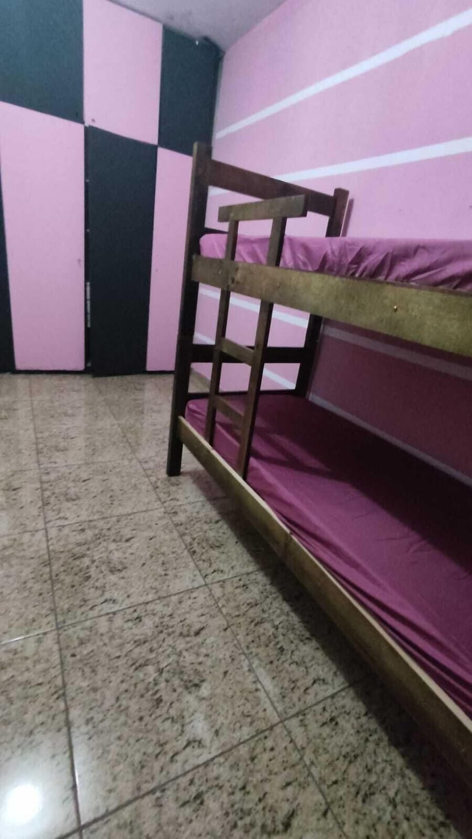 Basic Shared Dormitory | Iron/ironing board, free WiFi, bed sheets