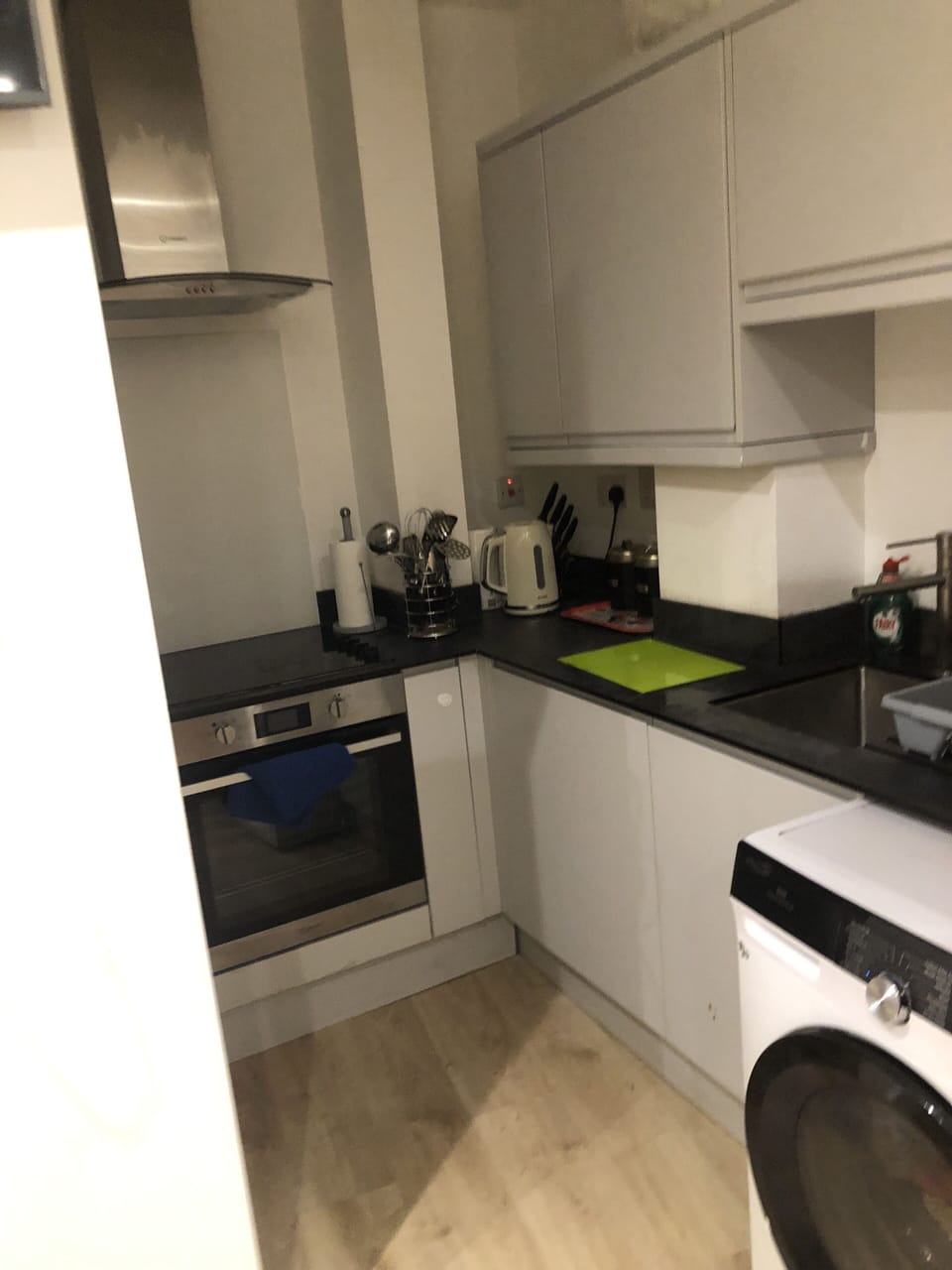 Apartment | Private kitchen | Fridge, microwave, oven, stovetop