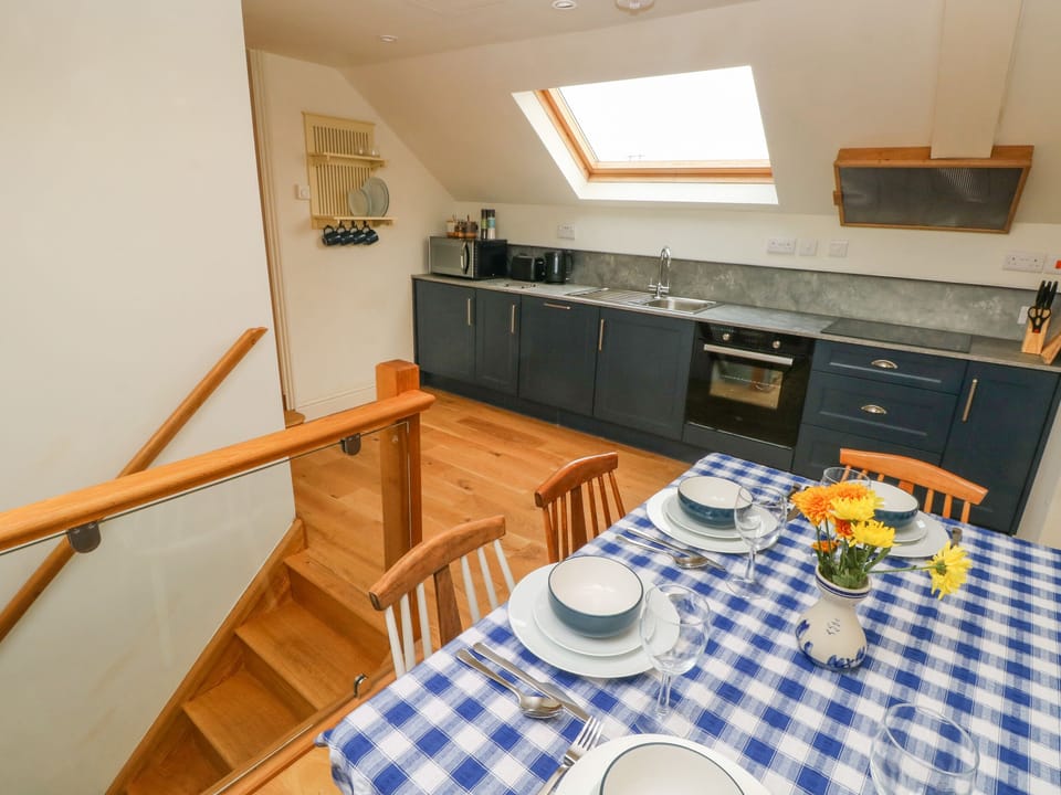 2 bedrooms, individually decorated, individually furnished, free WiFi