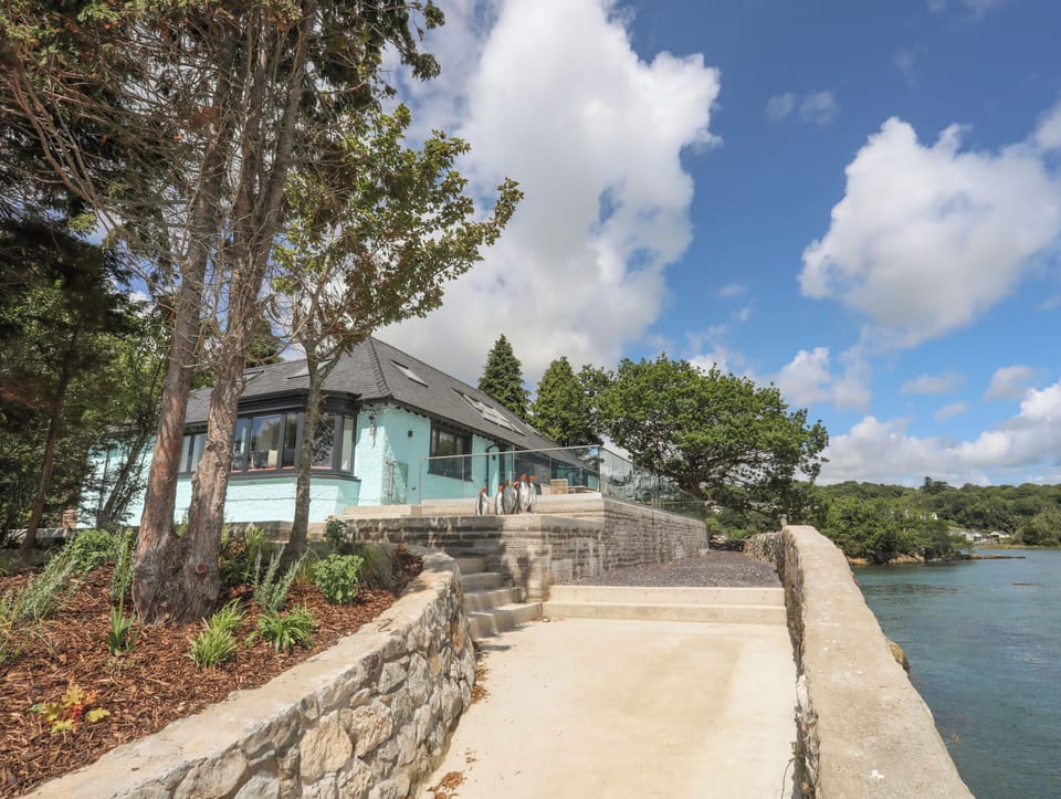 Cottage | Miscellaneous