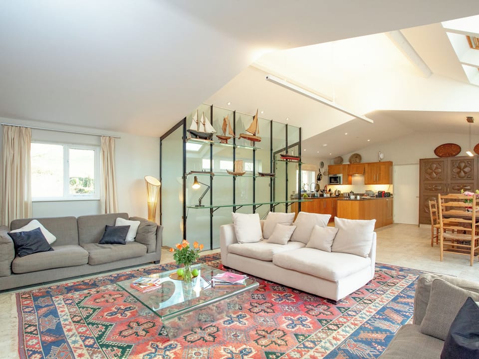 Open plan living space | The Studio at Granny&rsquo;s Well, Mixtow, near Fowey