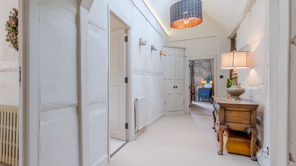 Landing, Kington Grange, Bolthole Retreats