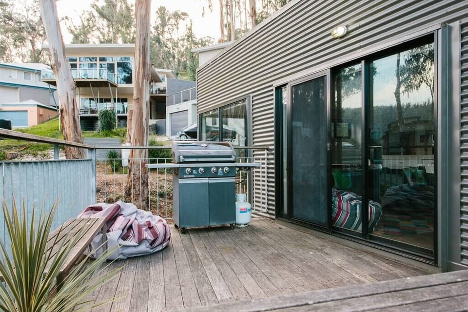 Front deck