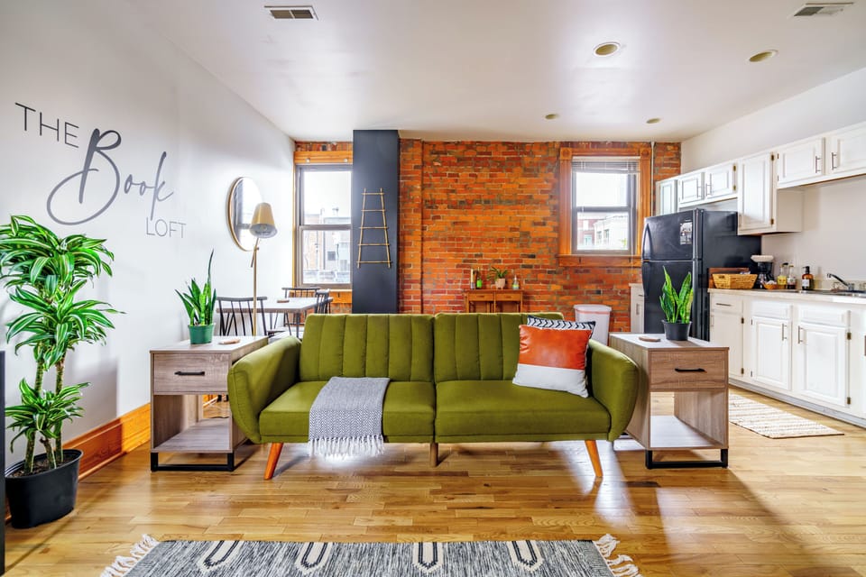 55-inch Smart TV with digital channels, TV, Netflix