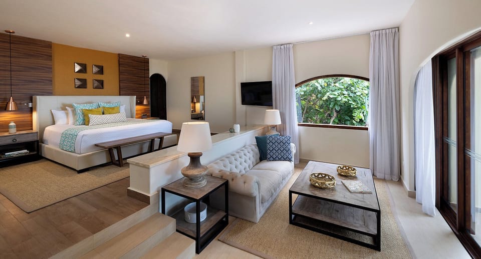 Room (Azul Casa del Mar) | Minibar (some free items), in-room safe, laptop workspace, cribs (free)