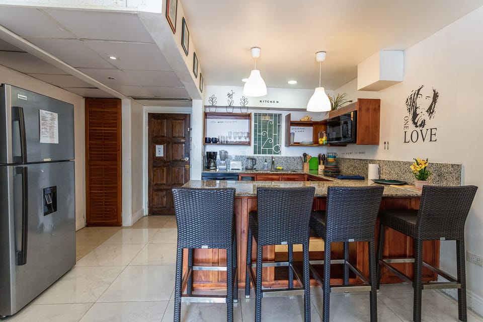 Mini dining area, for you and the family