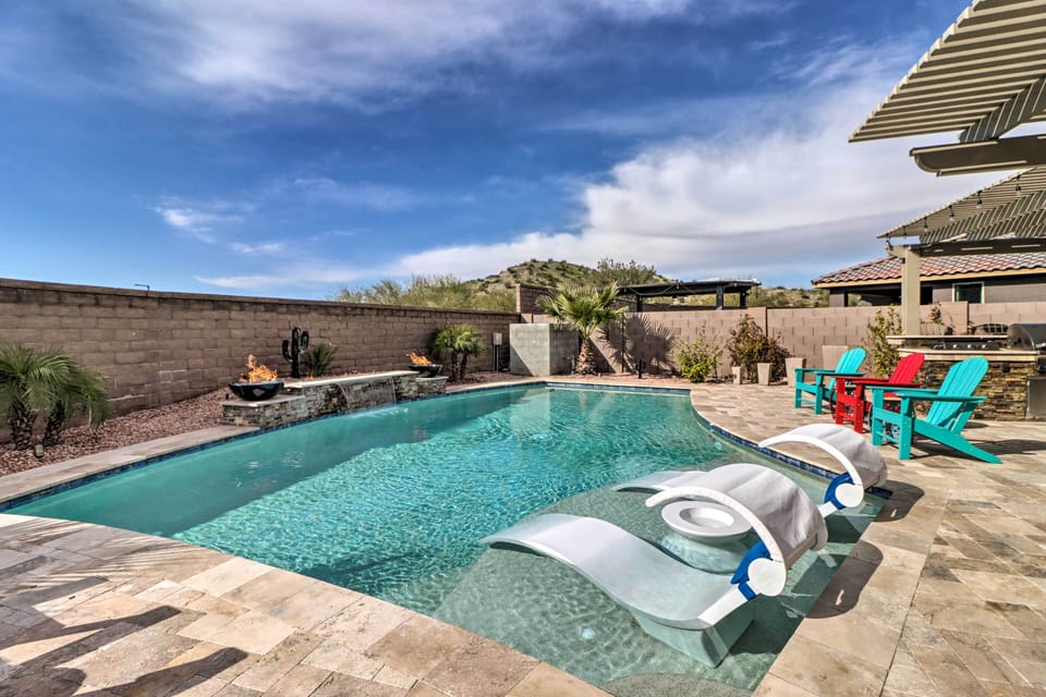 Heated Pool (Depth 2'-5') | Lounge Area | Outdoor Seating