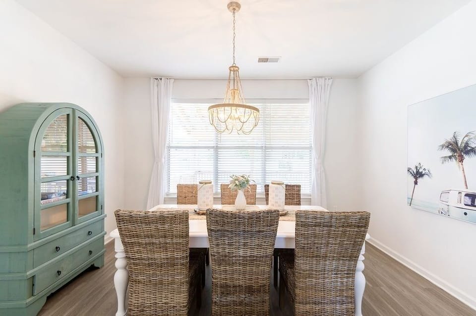 Dining room with seating for 6.  There are more chairs from the dining room that can be added to seat 2 more, as needed.