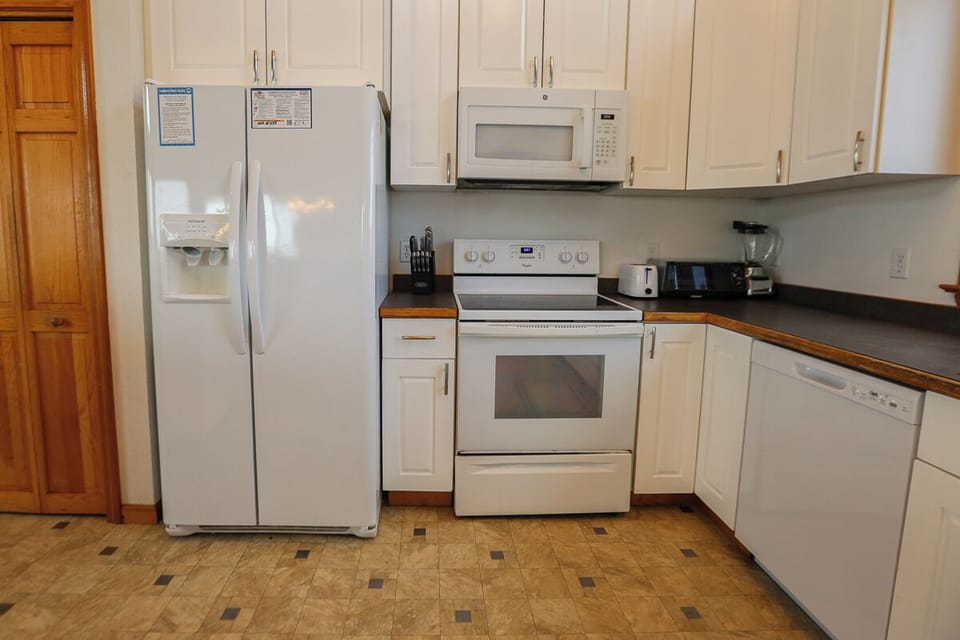 Kitchen 2025