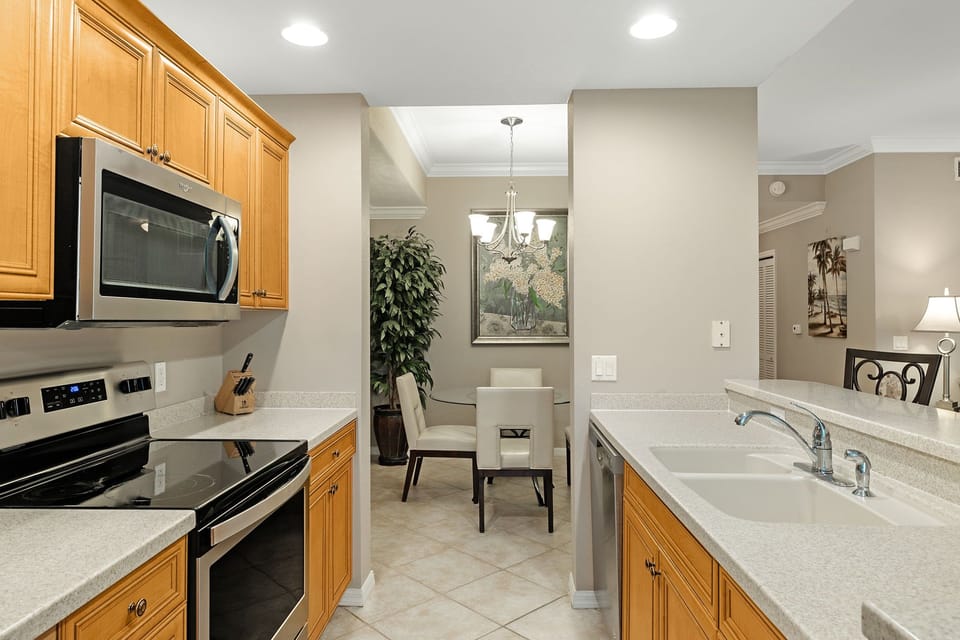 Condo (2 Bedrooms) | Property amenity