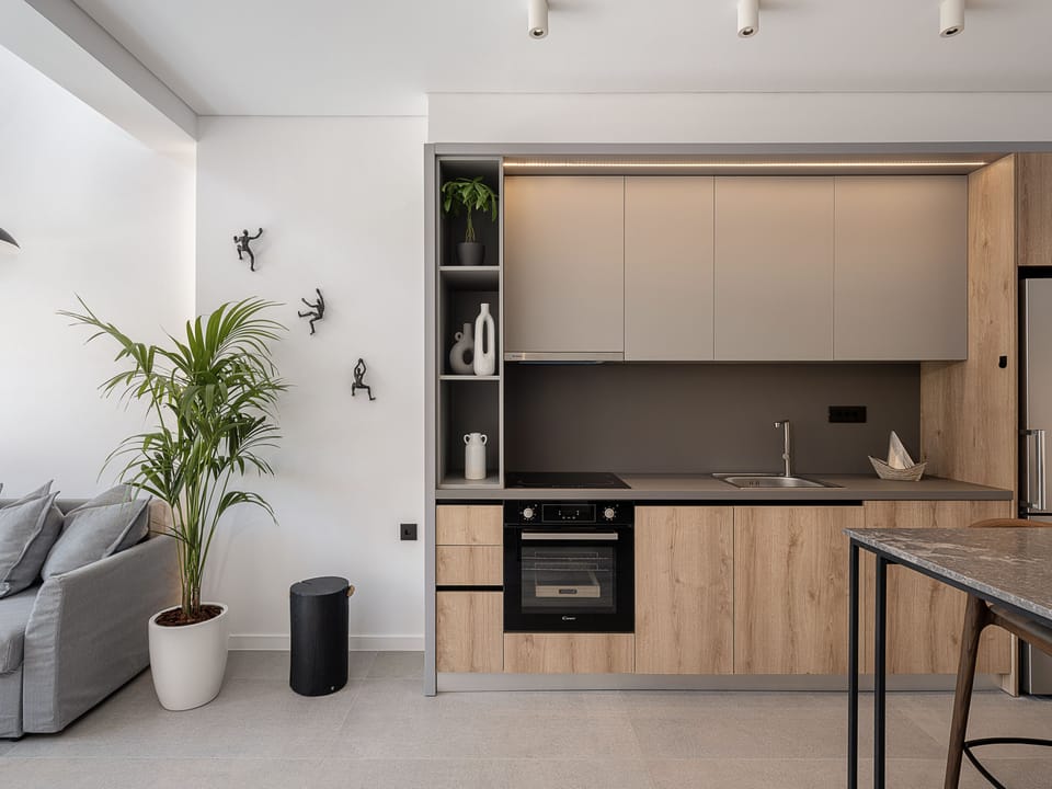The kitchen offers all essential appliances for a self-catered holiday