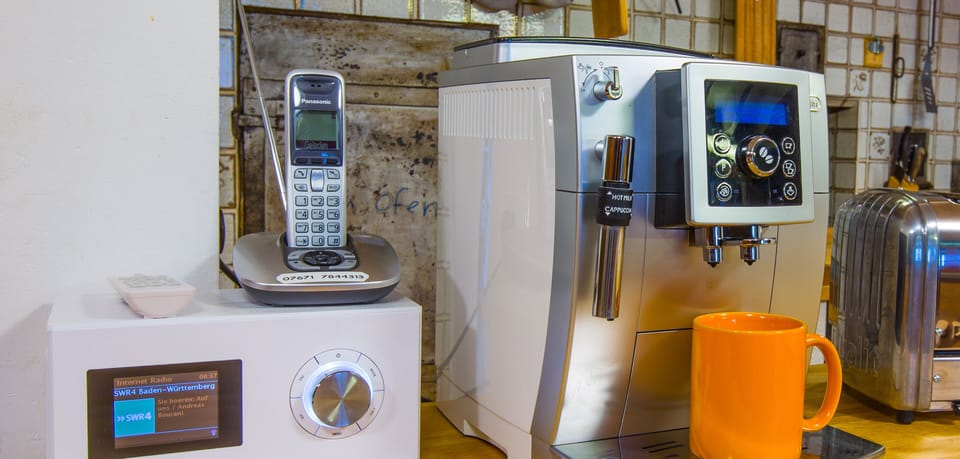 Delonghi coffee maker for breakfast coffee with friends &amp; family