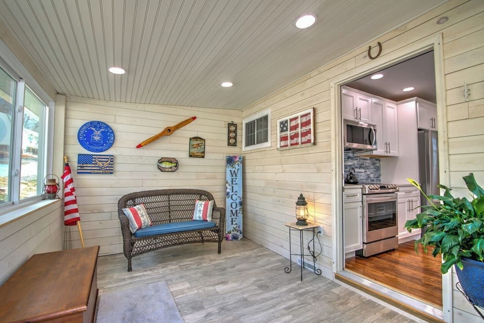 Kick your shoes off and store your cooler in the entrance room. 