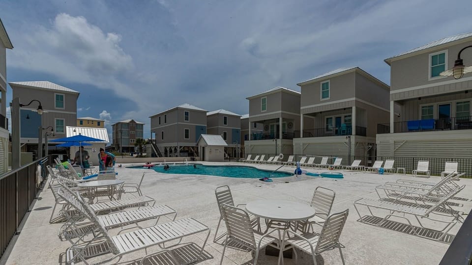 House, 3 Bedrooms | Pool | Outdoor pool