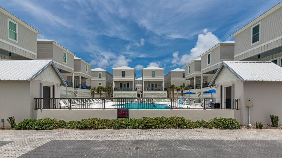 House, 3 Bedrooms | Exterior
