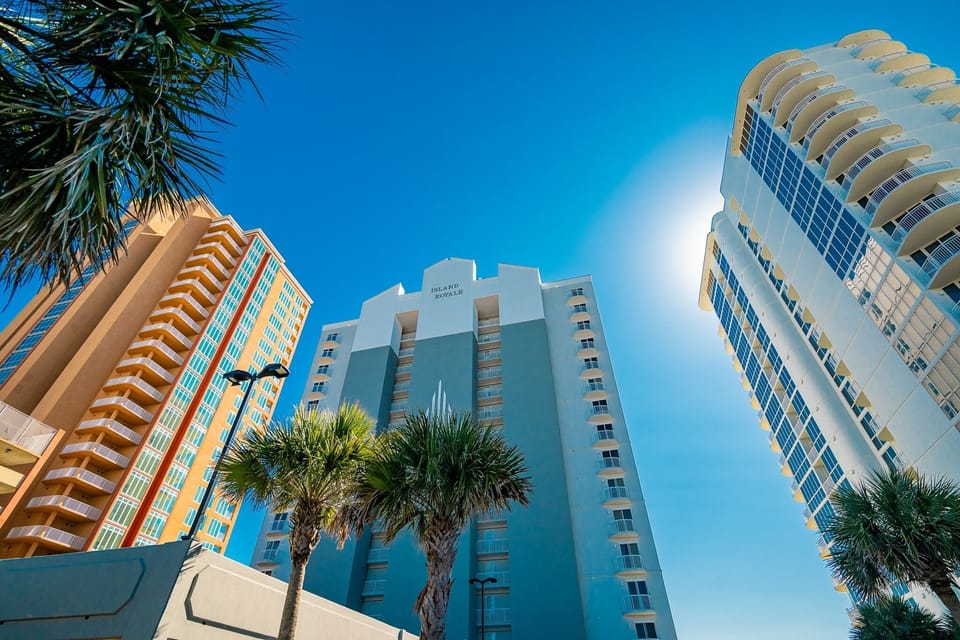 Condo, 2 Bedrooms | Exterior