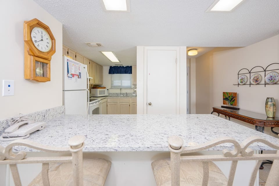 Condo, 2 Bedrooms | Private kitchen | Coffee/tea maker, fridge, oven