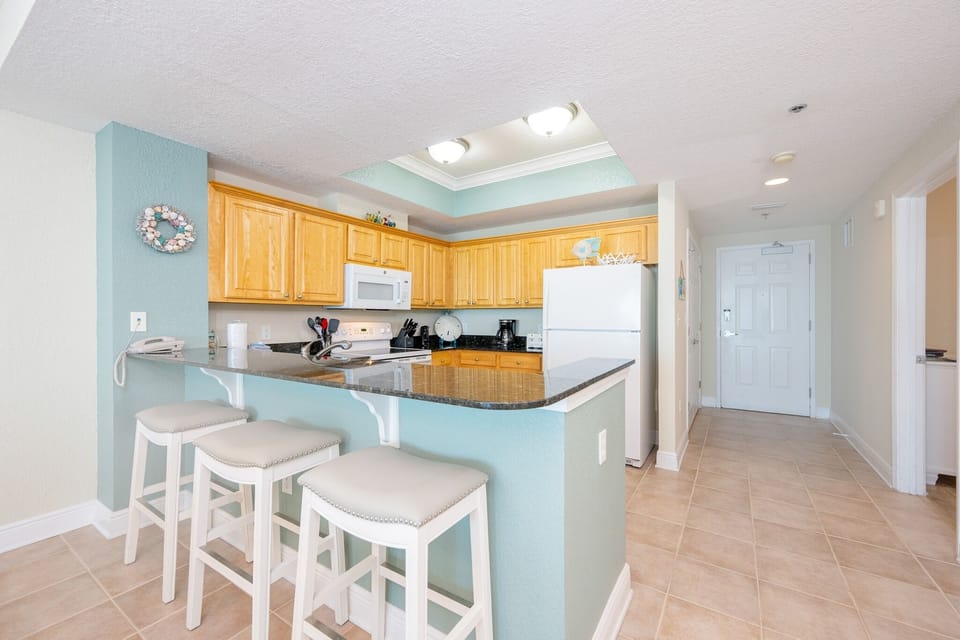 Condo, 2 Bedrooms | Private kitchen | Coffee/tea maker, fridge, oven